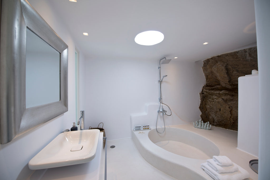 Amoria Suite