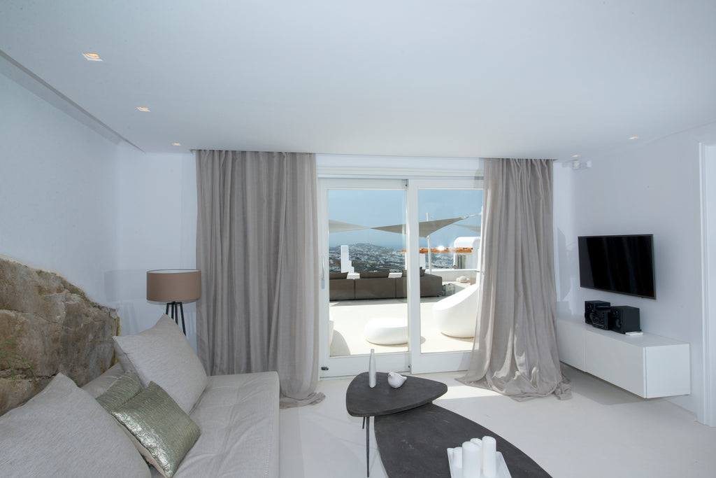 Amoria Suite