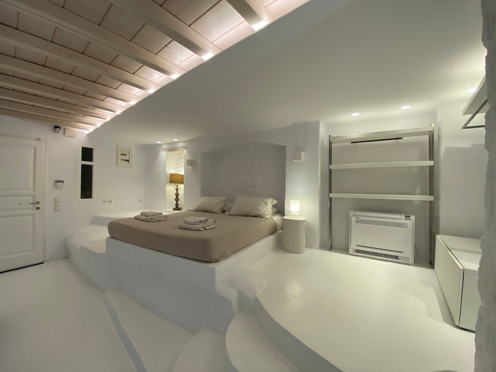 Alura Villa