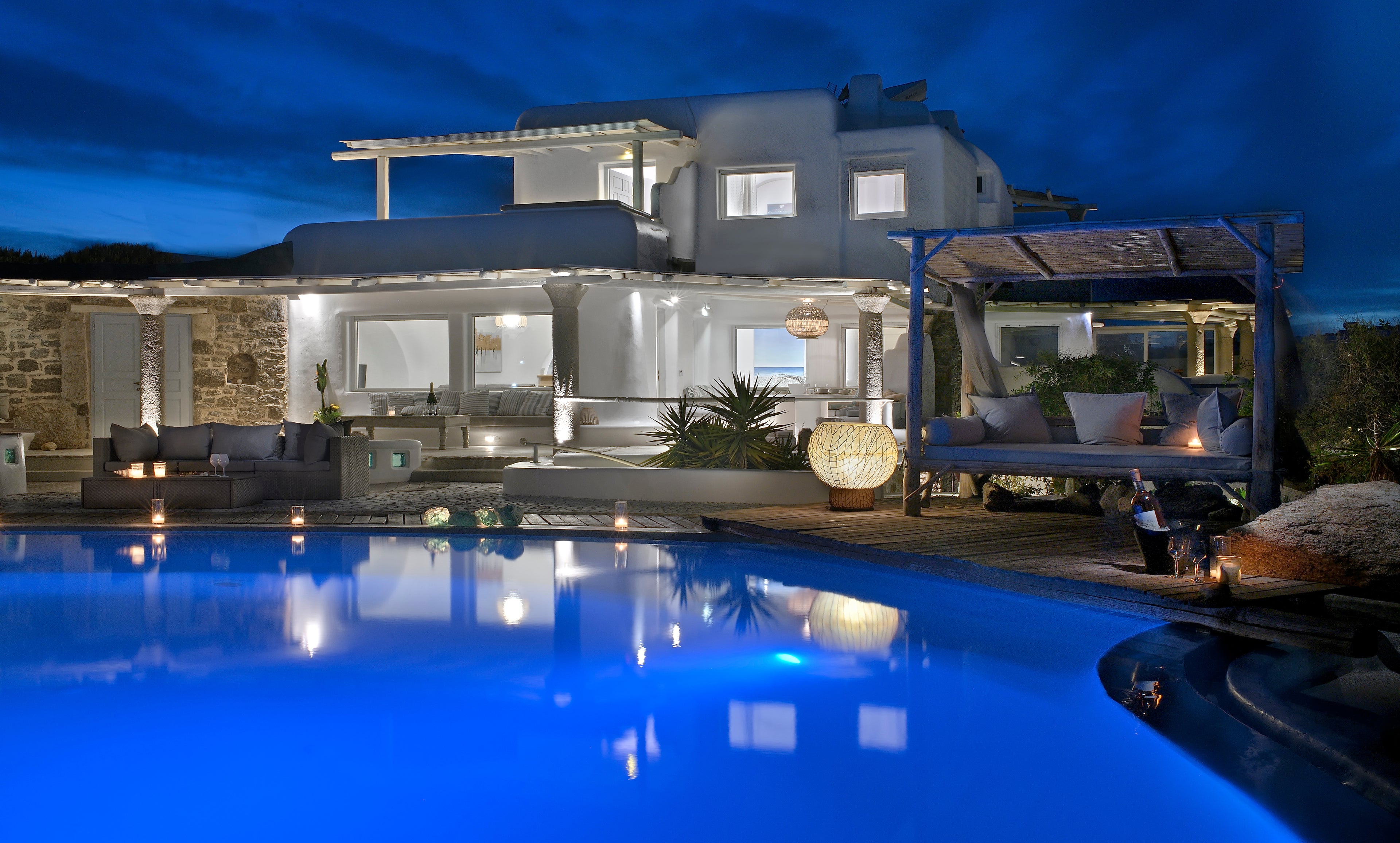Paragon Aura