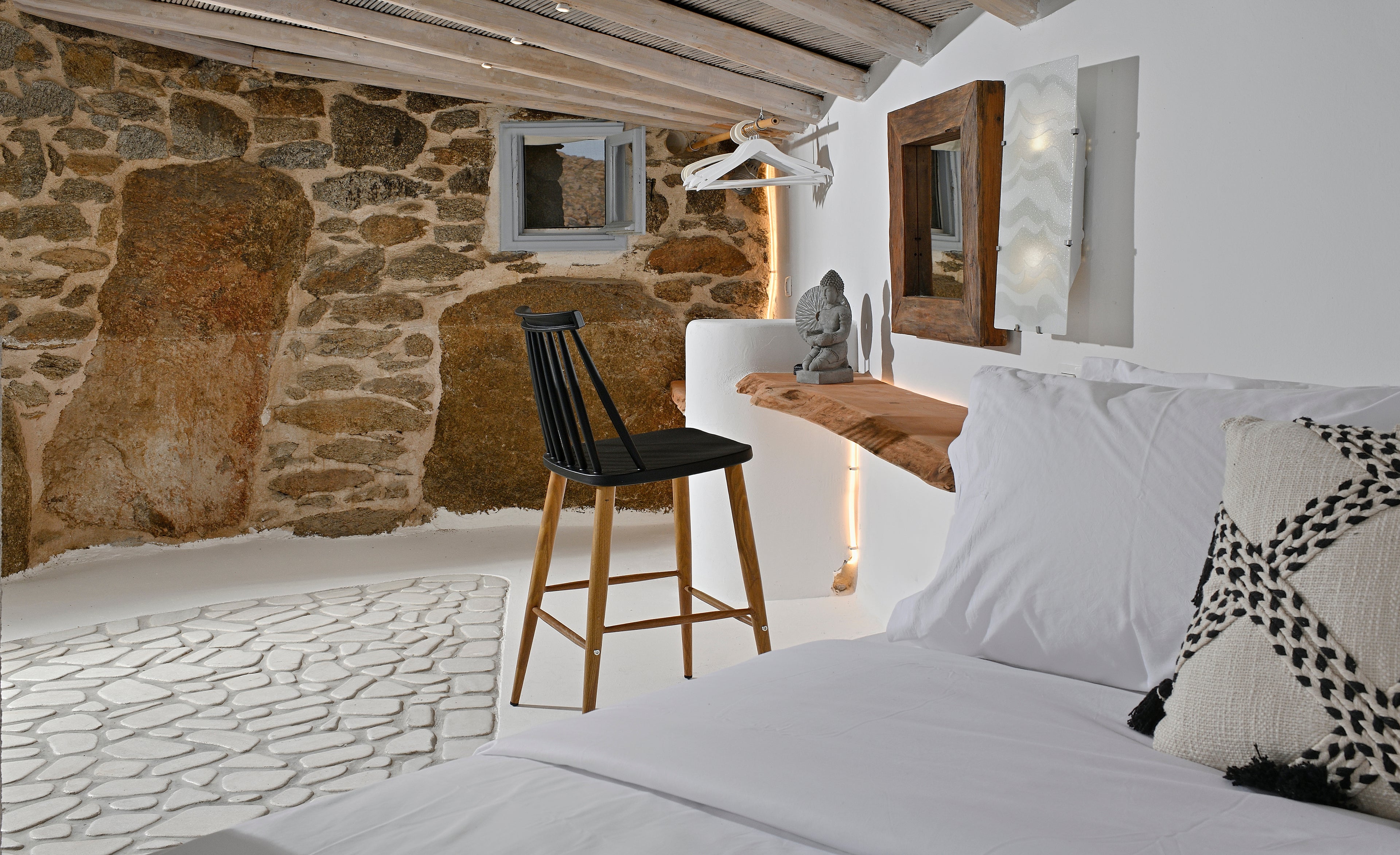 Paragon Aura